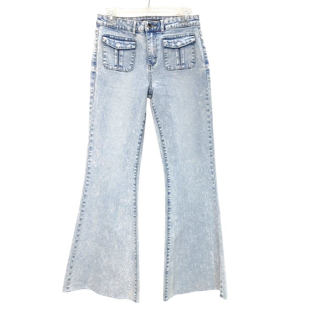 Tractr BLU Front Patch Pocket Flare Leg Jeans Raw Hem Light Wash Womens Size 27